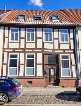 Großzügiges Reihenmittelhaus mit toller Ausstattung - Burg (Sachsen-Anhalt)