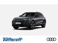 Audi Q5, edition one schwarz TDI, Jahr 2022 - Holzminden