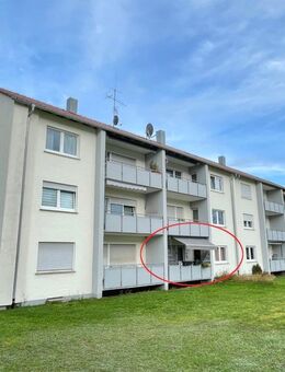 Sanierte 3-Zimmer-Erdgeschosswohnung mit EBK + Garage - Stetten (Kalten Markt)