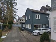 Kleines, aber feines Hinterhaus mit vielen Möglichkeiten in sehr guter Lage von Kronberg! - Kronberg (Taunus)