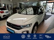 VW T-Roc, 1.5 TSI Style, Jahr 2023 - Gladenbach