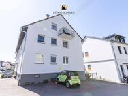 Großzügige Dachgeschosswohnung in ruhiger Lage von Esslingen - 5 Zimmer mit Balkon und Stellplatz! - Esslingen (Neckar)