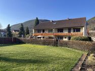 Gepflegte 4 Zi-Wohnung mit Balkon u. Garage in ruhiger u. zentraler Lage - Lambrecht (Pfalz)