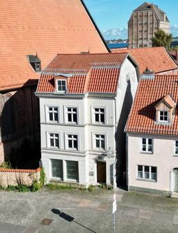 Altstadtjuwel mit Potenzial - Stadthaus mit Gewerbe und Ferienwohnungen in Stralsund - Stralsund