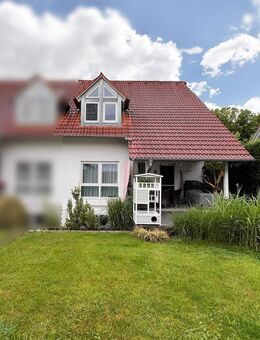 Gepflegte und familienfreundliche Doppelhaushälfte in Senden/Aufheim - Senden (Bayern)