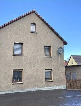 Geräumiges Einfamilienhaus in Bucha - Kaiserpfalz