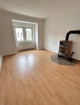 HELLE DG-WOHNUNG MIT EBK, KAMIN UND BALKON IN RUHIGER LAGE! - Chemnitz