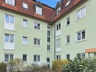 Schöne 1,5-Zimmer-Dachgeschosswohnung inklusive Tiefgaragenstellplatz und Blick über Coswig - Coswig