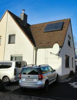 ATTRAKTIVE, GEPFLEGTE, GUT AUSGESTATTETE DOPPELHAUSHÄLFTE | ansprechende, vielseitige Außenbereiche + Garage | WIT-VORMHOLZ - Witten