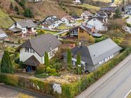 2 Einfamilienhäuser mit Garage, Carport und wunderschönem Garten in 79263 Simonswald - Simonswald