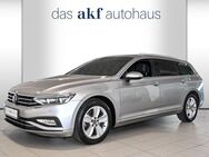 VW Passat Variant 2.0 TDI DSG Elegance-Navi*AHK*Kam - Schwerte (Hansestadt an der Ruhr)