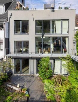 Elegantes Stadthaus! Repräsentatives Wohnen & Arbeiten am Fuße des Venusberg - Bonn