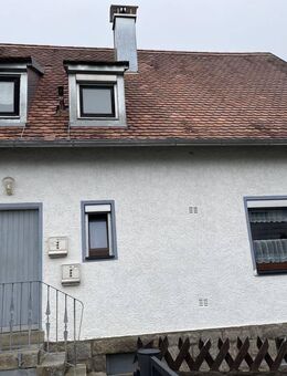 Doppelhaushälfte zu verkaufen - ruhige Lage am Ende einer Sackgasse! - Windischeschenbach