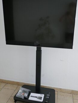 Fernseher mit Standfuß - Mannheim