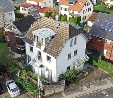 Charmantes Stadthaus mit Gartenanteil