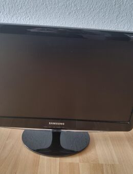Monitore 2 Stück 19 zoll - Erfurt