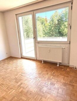 Top 3 Zimmerwohnung mit Balkon, Gästetoilette und grossen Balkon - Essen