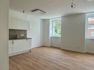 Helle 2-Raumwohnung mit EBK, Aufzug & Balkon - Stralsund