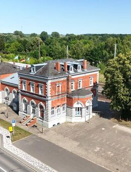 HISTORISCHES BAHNHOFSGEBÄUDE MIT VIELFÄLTIGEN MÖGLICHKEITEN - Bützow