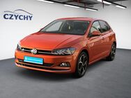 VW Polo, 1.0 l TSI Highline Highline, Jahr 2018 - Neu Wulmstorf