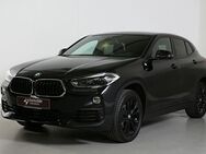 BMW X2, 18dA sDr Advantage Plus HiFi Panoram, Jahr 2020 - Paderborn