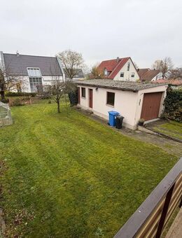 Familienfreundliche Doppelhaushälfte in ruhiger Lage mit Garten und Garage in Neumarkt - Gemeindeteil Stauf. - Neumarkt (Oberpfalz)