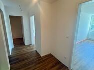 Renovierte 2-Zimmer-Wohnung mit Pkw-Stellplatz, Balkon u. Keller in 74080 HN-Böckingen zu vermieten! - Heilbronn