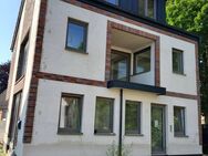 Wohnen und Arbeiten unter einem Dach, Neubau, Erstbezug, direkt am Lienaupark, Hafen, zentral, Haus Sunflower I, 112qm Wohnung und 46qm Gewerbeeinheit - Neustadt (Holstein)