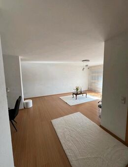 Moderne, lichtdurchflutete 2-Zimmer-Eigentumswohnung mit großem Balkon - in Kaiserslautern - Kaiserslautern