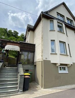 3-FH in Altenhundem! DG-Wohnung zur Zeit unbewohnt! - Lennestadt