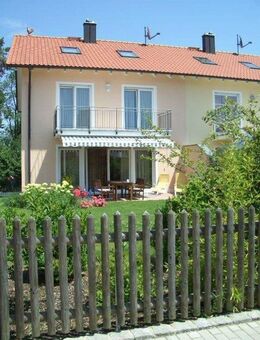 Lichdurchflutete freundliche DHH unweit zur Ortsmitte - Gauting