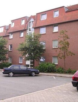 Schöne 3-Zimmer-Dachgeschoss-Wohnung mit Balkon! - Osnabrück