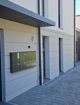 Exklusive barrierefreie Gartenwohnung in Bad Endorf - fußläufig zu Einkauf, Therme, Bahnhof, Klinik - Bad Endorf
