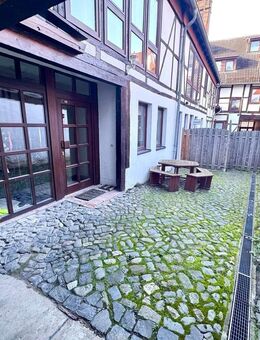 attraktives Einfamilienhaus mit Gewerbeeinheit und Parkplätzen im Herzen von Wernigerode - Wernigerode