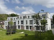 . NEUBAU . Energie Effizienzhaus . ca. 135 m² Wfl. . Dachterrasse + sonnig. Garten . "Wohnen am Südpark" . - Alsdorf (Nordrhein-Westfalen)