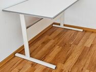 Schreibtisch/Bürotisch /Computer Tisch sehr Stabil - Eschweiler