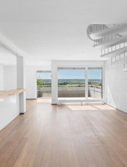 Designer-Maisonette-Wohnung mit traumhaftem Ausblick und großer Dachterrasse! - Denkendorf (Baden-Württemberg)