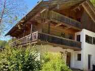 Tegernsee großzügiges Anwesen mit Potential. Ruhig und sonnig, teils Seeblick, idyllisch an der Alpach. - Tegernsee