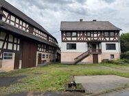 Charmantes Fachwerkhaus / Bauernhaus mit anliegenden Scheunen in idyllischer Lage - Gilserberg