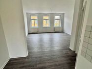 ==4.Raum-Wohnung Maisonette mit Terrasse und 2.Bädern== - Gera