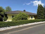 Altersgerechter Bungalow mit großzügigem Garten und Kamin - Prichsenstadt