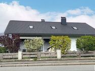 Einfamilienhaus mit Einliegerwohnung in bester Lage in Rinchnach - Rinchnach