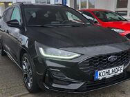 Ford Focus, ST-Line Style, Jahr 2022 - Mannheim