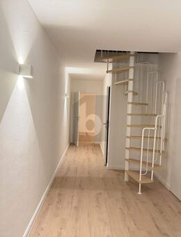 FRISCH SANIERT MIT SEHR VIEL PLATZ - Bremen