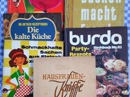 6 Vintage Kochbücher und 1 Hauswirtschaftsbuch aus vergangenen Zeiten, aber immer noch lecker - Niederfischbach