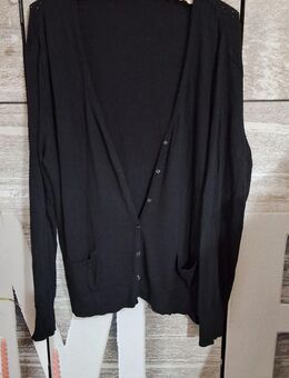Strickjacke 48,50 neuwertig - Balingen