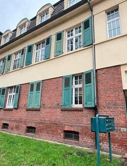 * FREI ab 01.09.2025 ! * 2- Raum - Eigentumswohnung im EG mit Balkon ! Provisionsfrei ! - Duisburg