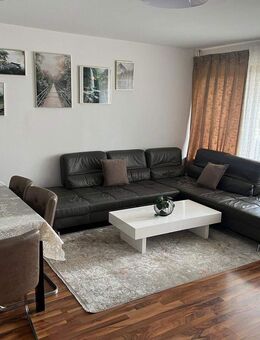 Zentral gelegene 3 Zimmer Wohnung mit Balkon - Germering