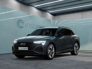 Audi Q8, 55 S line schwarzpaket Head_up, Jahr 2023 - München