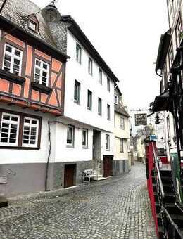 Mehrparteienhaus im Herzen von Sankt Goarshausen - Sankt Goarshausen